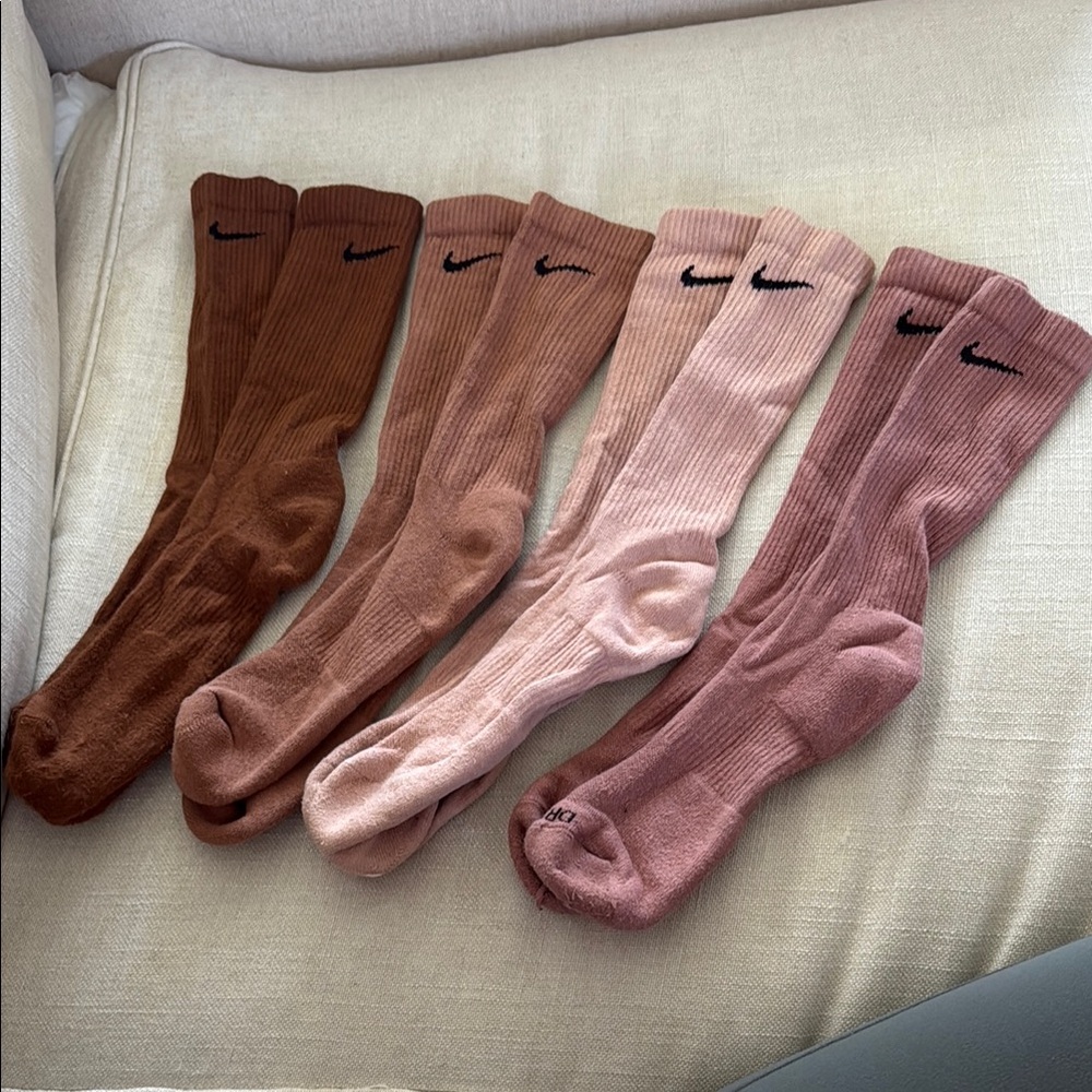 Nike Casual Socks Brown and Pink Gradient